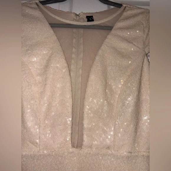 Windsor Shiny sequin maxi dress champagne low cut gown - Picture 2 of 7